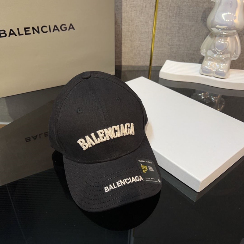 BALENCIAGA